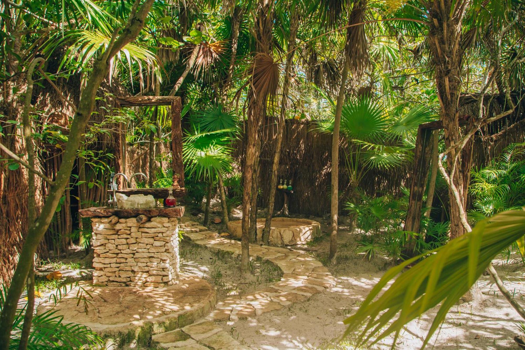 Ikal Tulum Hotel Bagian luar foto Xcaret Eco Park